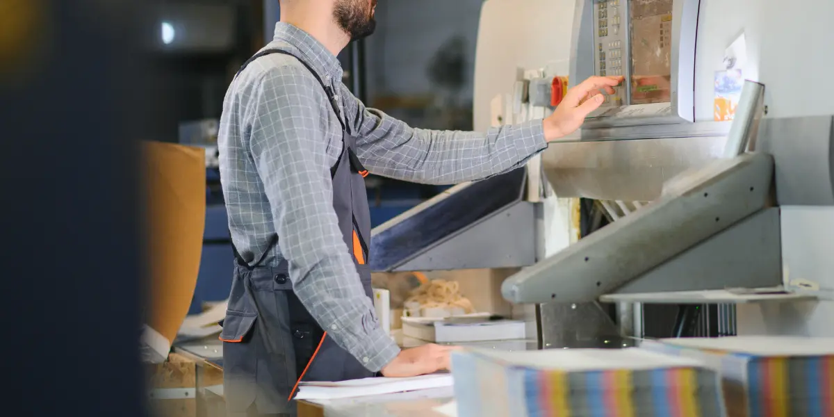 Maintaining a printing press