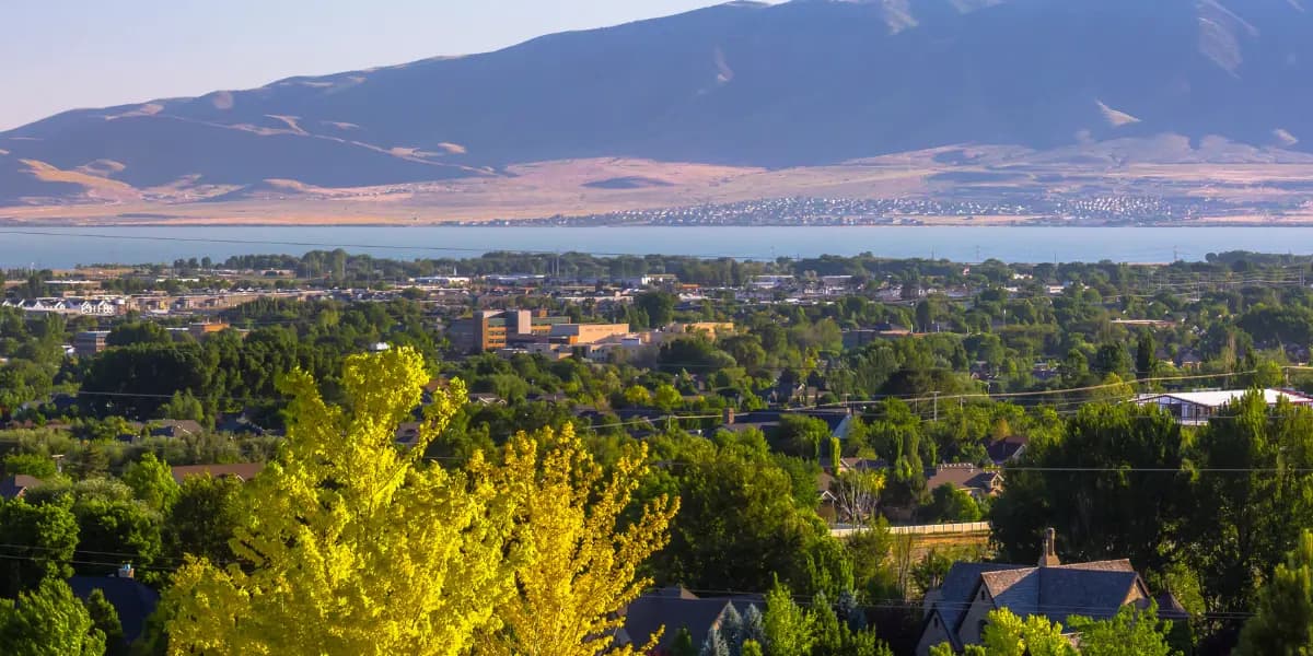 Image overlooking town of Orem Utah